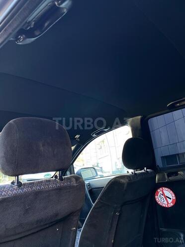 Opel Astra-11