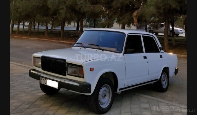 LADA (VAZ) 2107-5