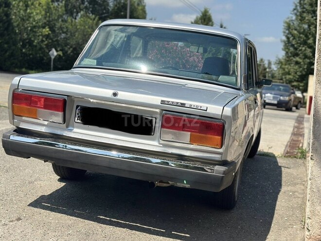 LADA (VAZ) 2107-5