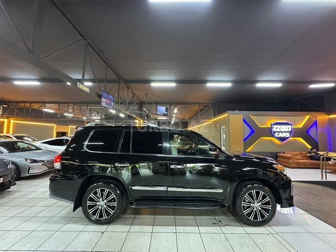 Lexus LX 570-11