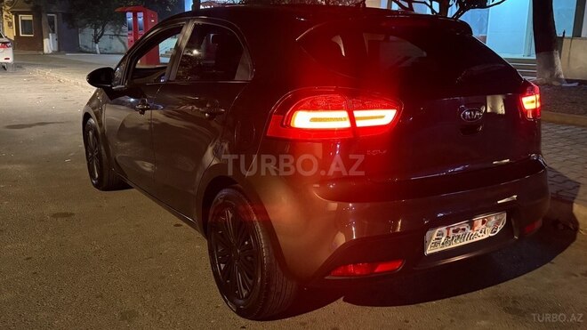 Kia Rio-5