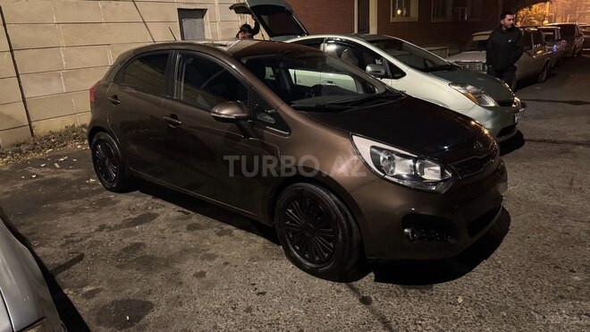 Kia Rio-10