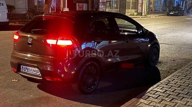 Kia Rio-6