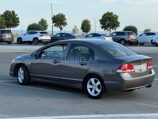Honda Civic-4