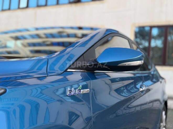 Hyundai Avante-8