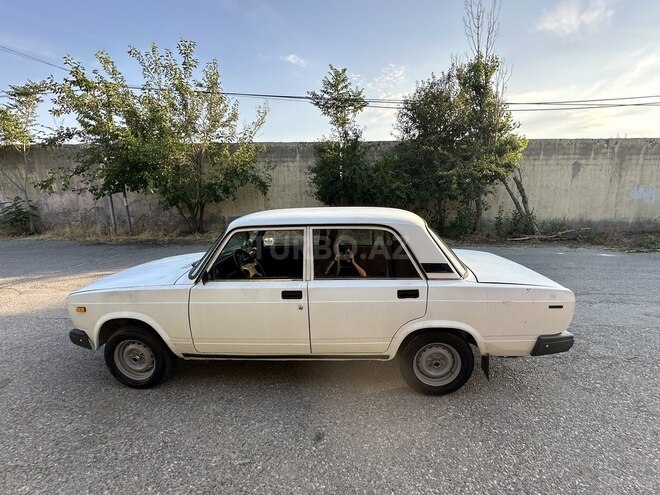 LADA (VAZ) 2107-4