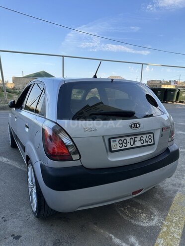 Kia Rio-2