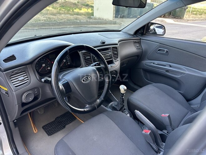 Kia Rio-3
