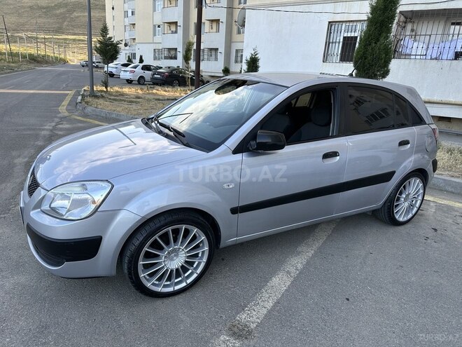 Kia Rio-10