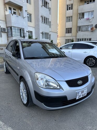 Kia Rio-7