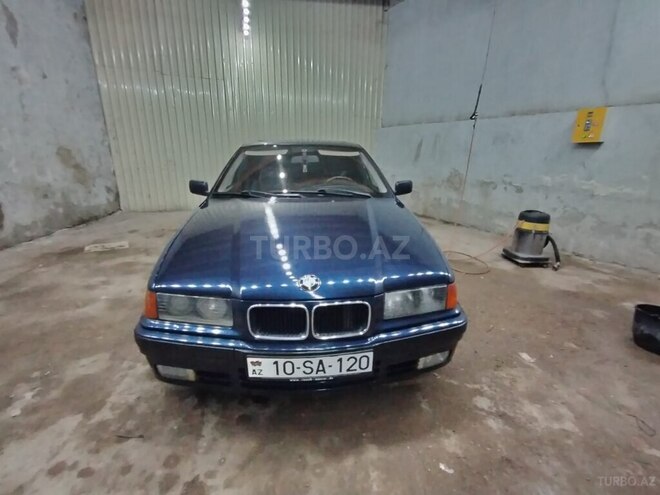 BMW 320-7