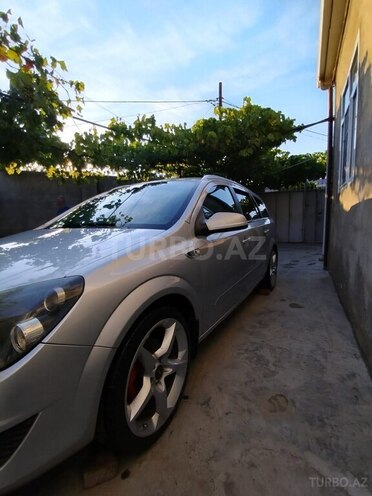 Opel Astra-2