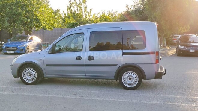 Opel Combo-8