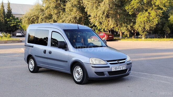 Opel Combo-2