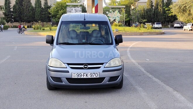 Opel Combo-1