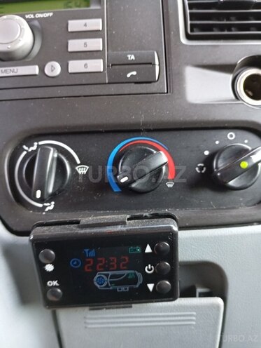 Ford Transit-19