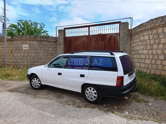 Opel Astra-15