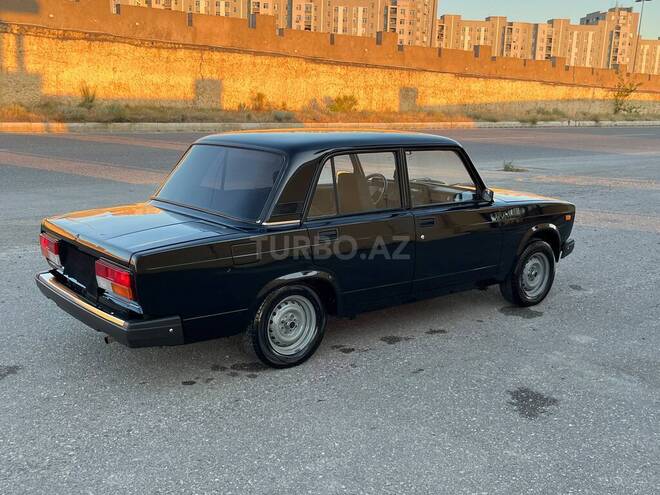 LADA (VAZ) 2107-4