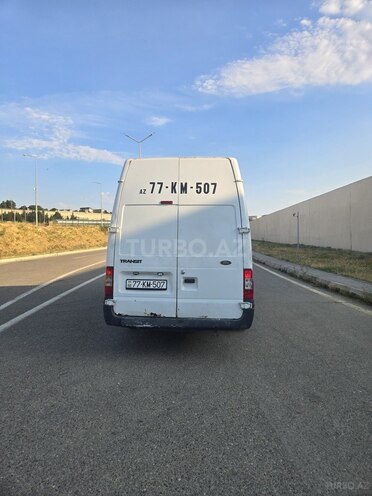 Ford Transit-2