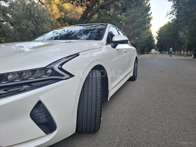 Kia K5-10