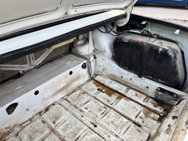 LADA (VAZ) 2107-8