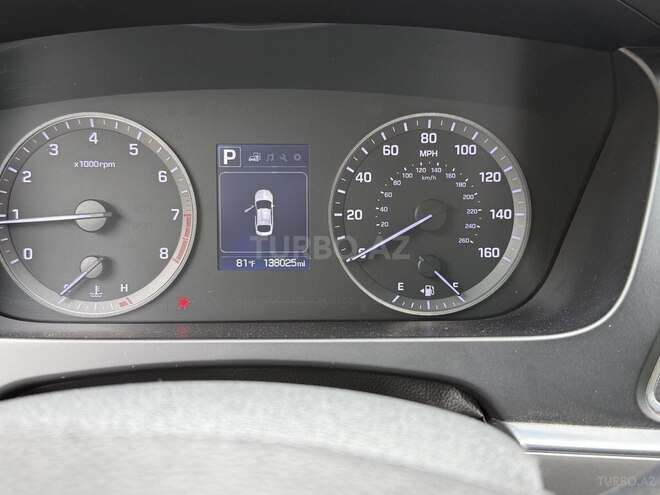 Hyundai Sonata-6