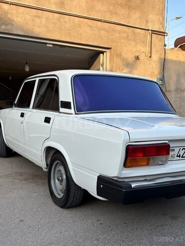 LADA (VAZ) 2107-4