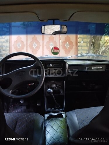 LADA (VAZ) 2107-8