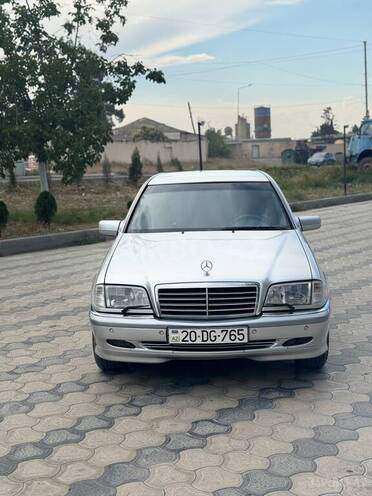 Mercedes C 180-1