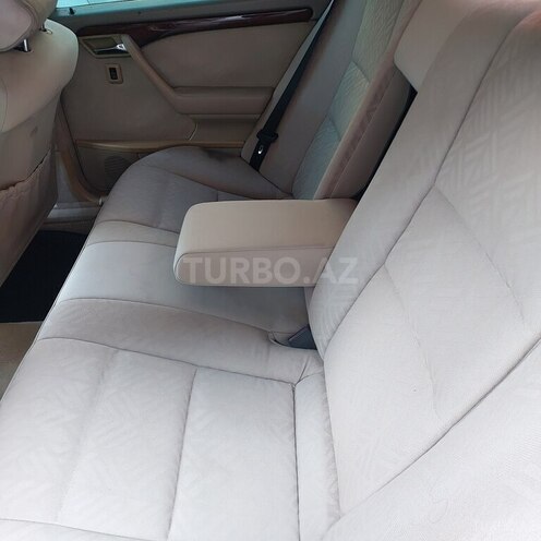 Mercedes C 220-17