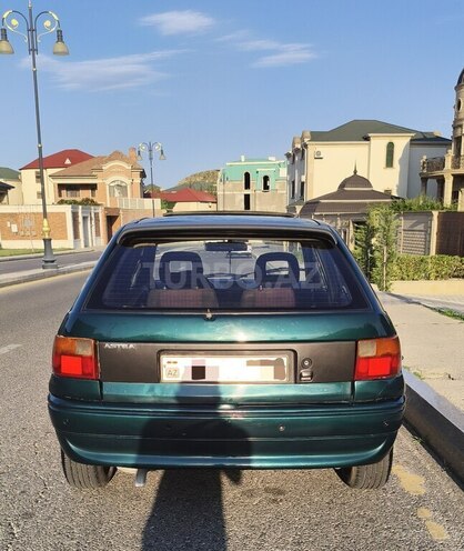 Opel Astra-3