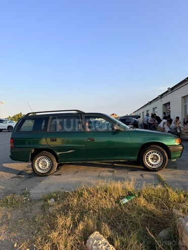 Opel Astra-3