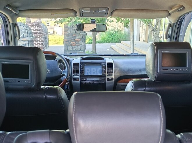 Toyota Land Cruiser Prado-7