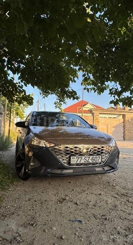 Hyundai Accent-1