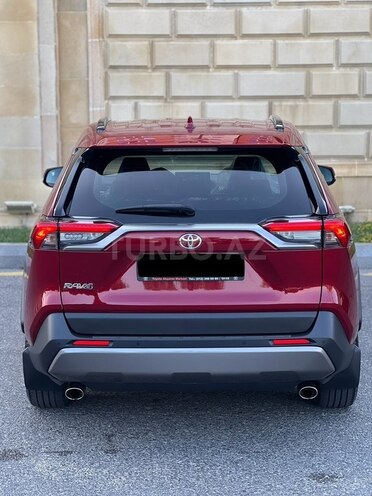 Toyota RAV4-2