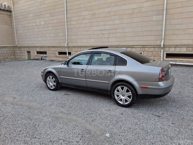 Volkswagen Passat-5