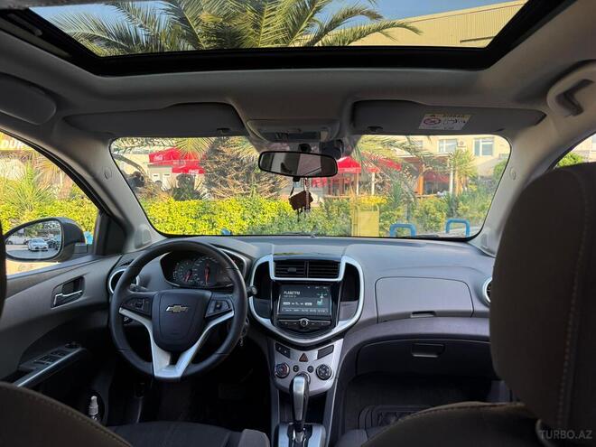 Chevrolet Aveo-7