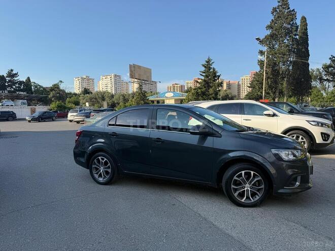 Chevrolet Aveo-4