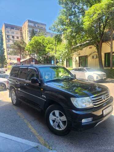 Toyota Land Cruiser-3