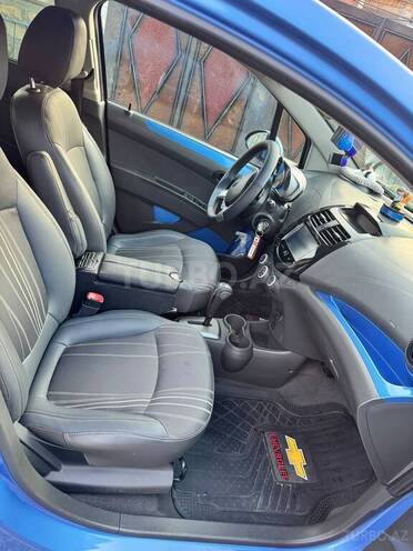 Chevrolet Spark-11