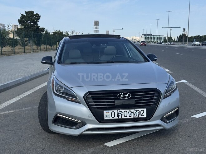 Hyundai Sonata-1