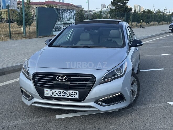 Hyundai Sonata-2