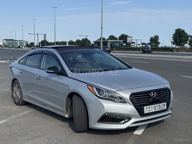 Hyundai Sonata-8