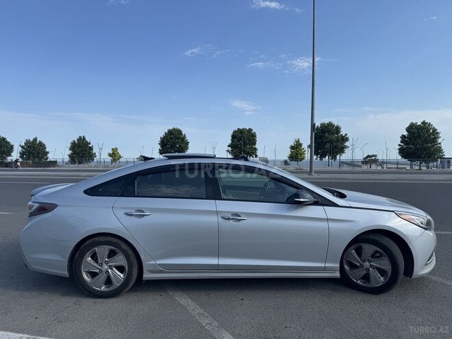 Hyundai Sonata-7