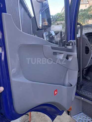 Mercedes Atego 818-10
