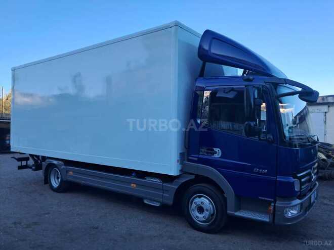 Mercedes Atego 818-9