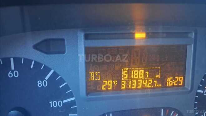 Mercedes Atego 818-18