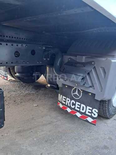 Mercedes Atego 818-13