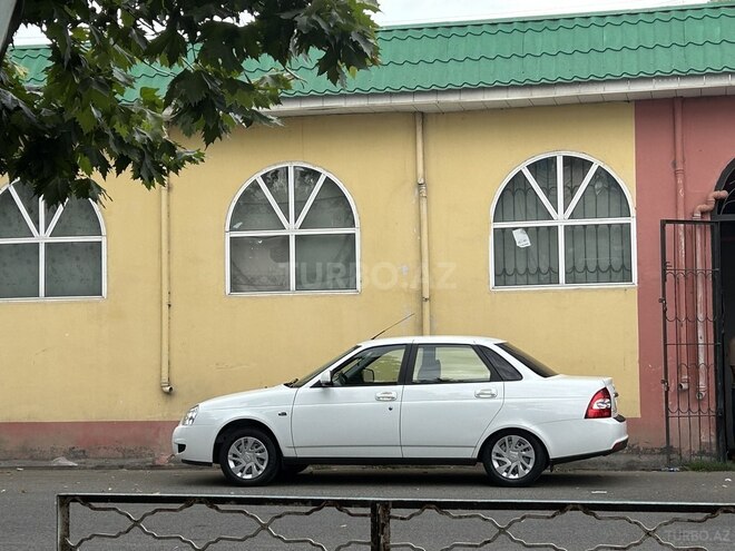 LADA (VAZ) Priora-5