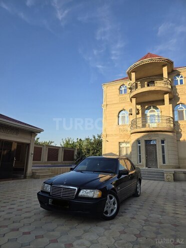 Mercedes C 230-1
